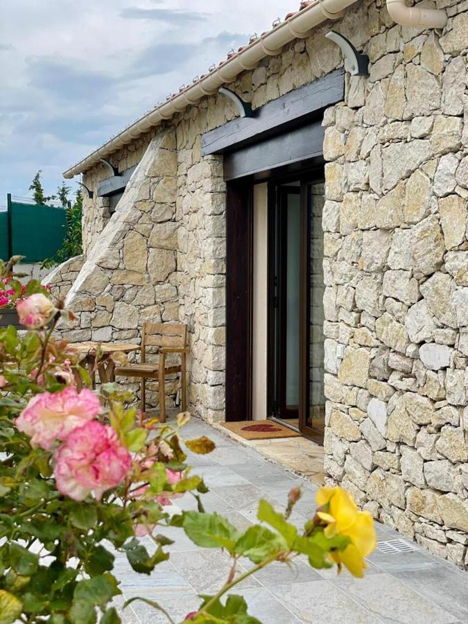 ニース Escondida Bed & Breakfast エクステリア 写真